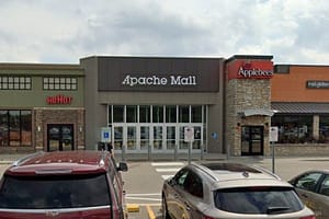 attachment apache mall